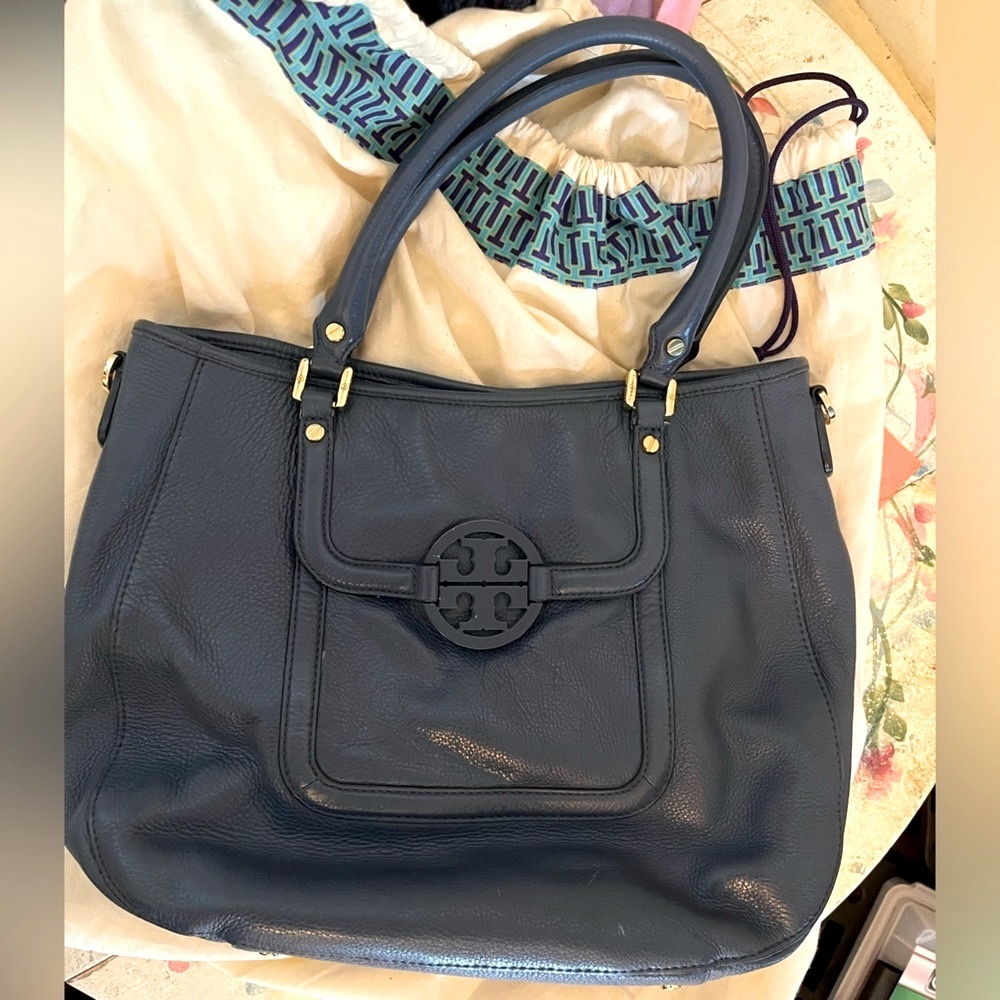 Tory Burch Blue Shoulder Bag with Structured Design